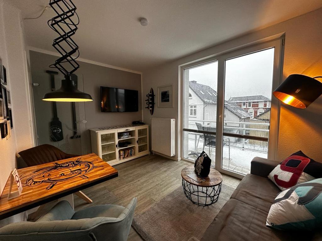 Bootshaus Appartements Куксгафен Екстер'єр фото